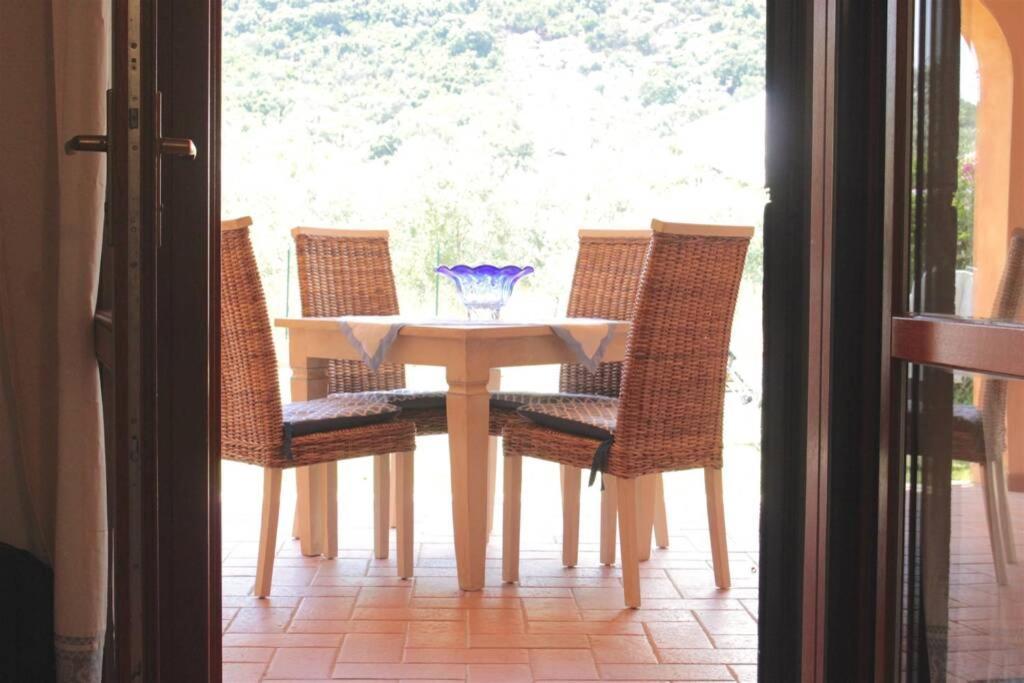 Villa Paola San Teodoro Con Piscina Privata Lu Lioni Ngoại thất bức ảnh