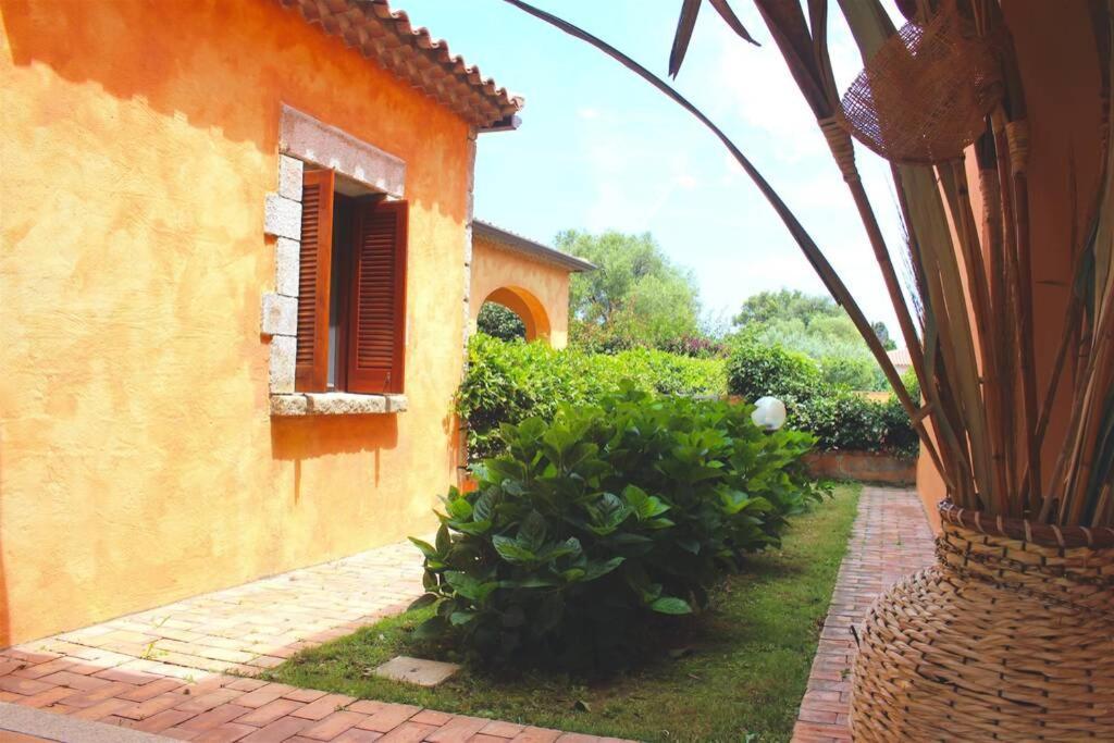 Villa Paola San Teodoro Con Piscina Privata Lu Lioni Ngoại thất bức ảnh