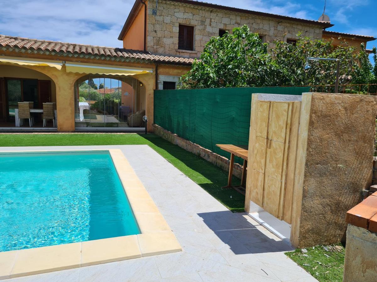 Villa Paola San Teodoro Con Piscina Privata Lu Lioni Ngoại thất bức ảnh