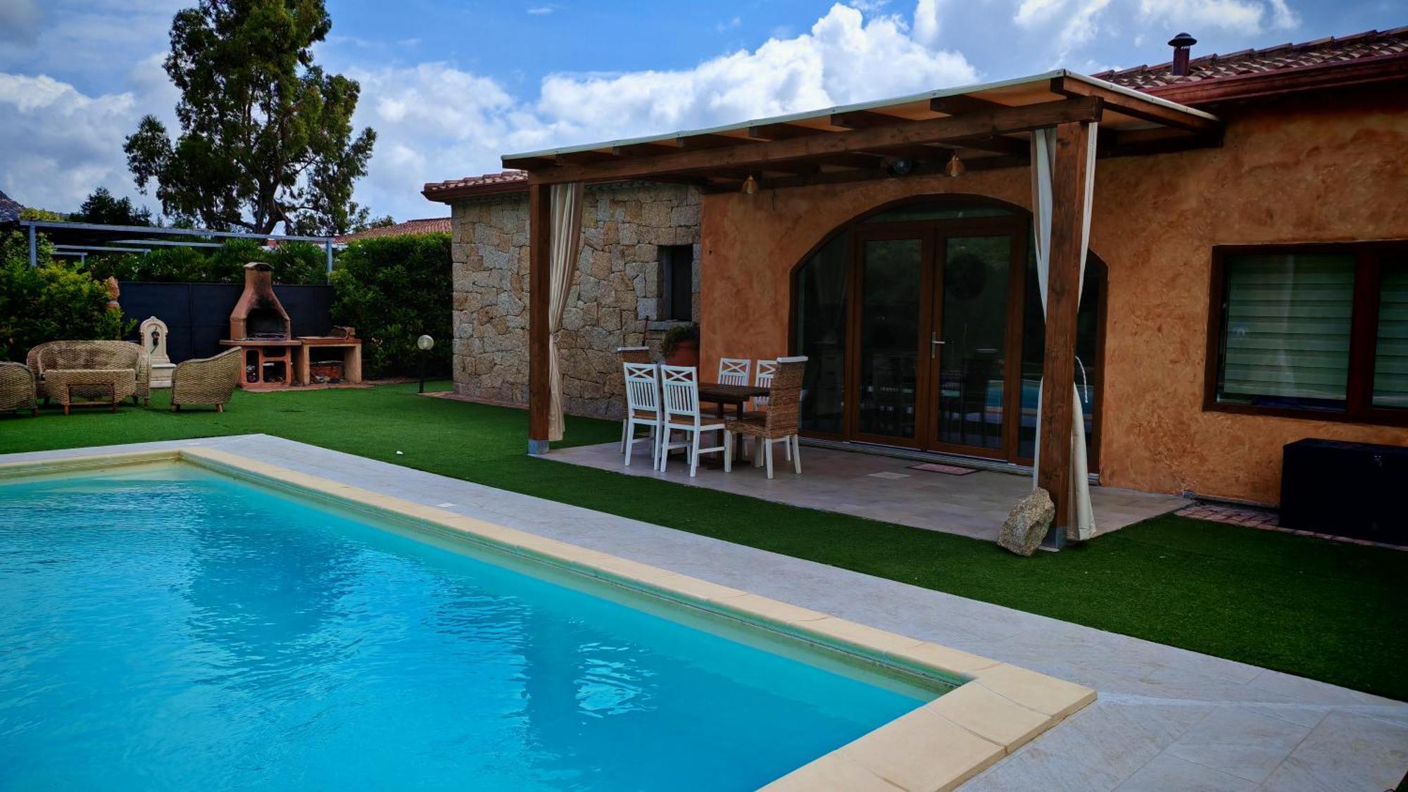 Villa Paola San Teodoro Con Piscina Privata Lu Lioni Ngoại thất bức ảnh