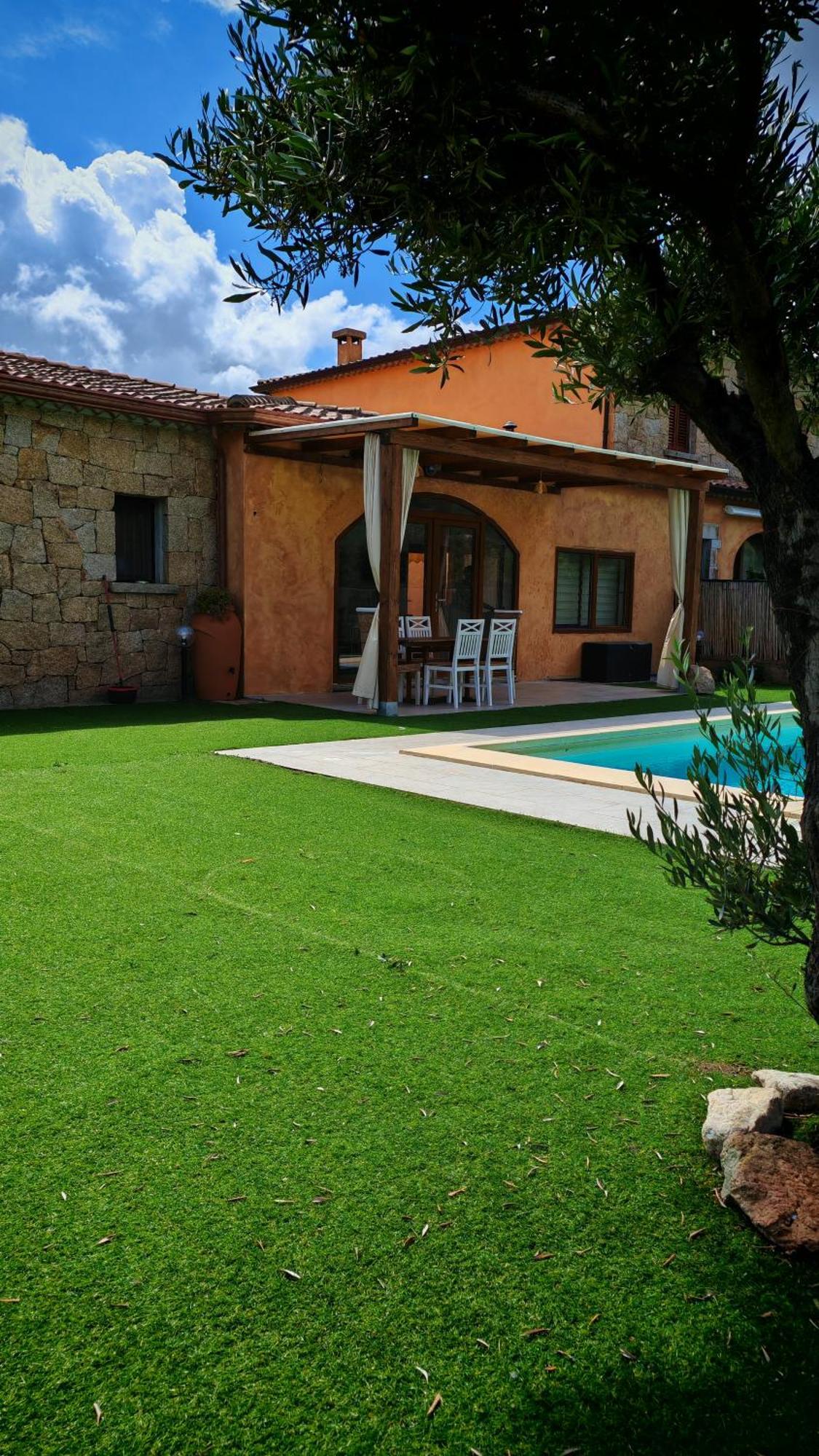 Villa Paola San Teodoro Con Piscina Privata Lu Lioni Ngoại thất bức ảnh